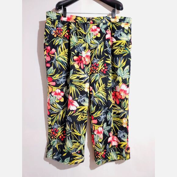 Maggie Barnes Tropical Floral Linen Blend Capri Pants Plus 20W Hawaii Island - Picture 1 of 11